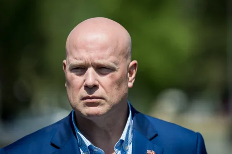 Matthew Whitaker discută despre securitatea infrastructurii critice în contextul atacurilor hibride.