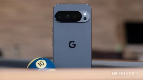 Actualizare Android Canary 2607 pentru dispozitive Pixel, fără detalii clare.