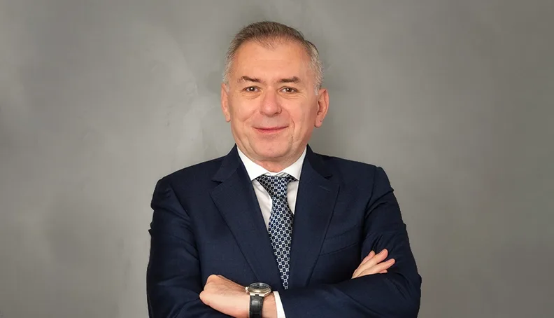 Horia Ciorcilă, președintele Băncii Transilvania, discutând despre emisiunea de obligațiuni.