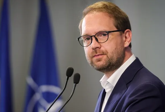 Dominic Fritz discută despre guvernul minoritar și deficitul bugetar.