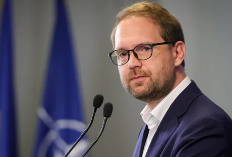 Dominic Fritz discută despre guvernul minoritar și deficitul bugetar.