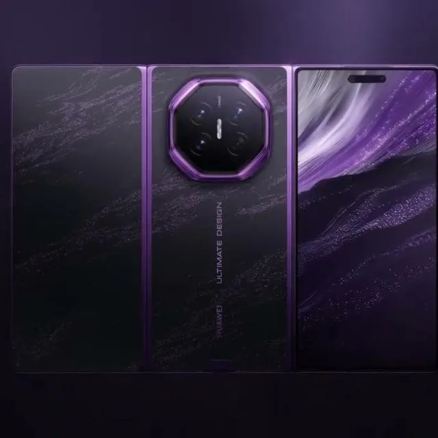 Huawei Mate XT 2 are un design nou, cu ecran exterior dedicat și mecanism de pliere U/G.