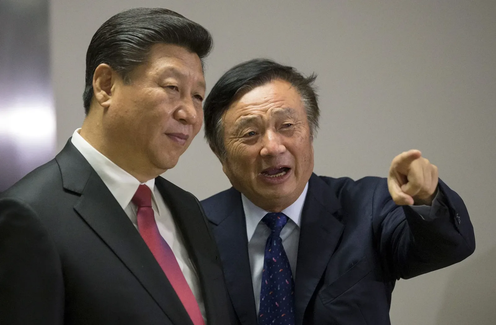 Lideri chinezi discutând despre relațiile comerciale cu Uniunea Europeană.