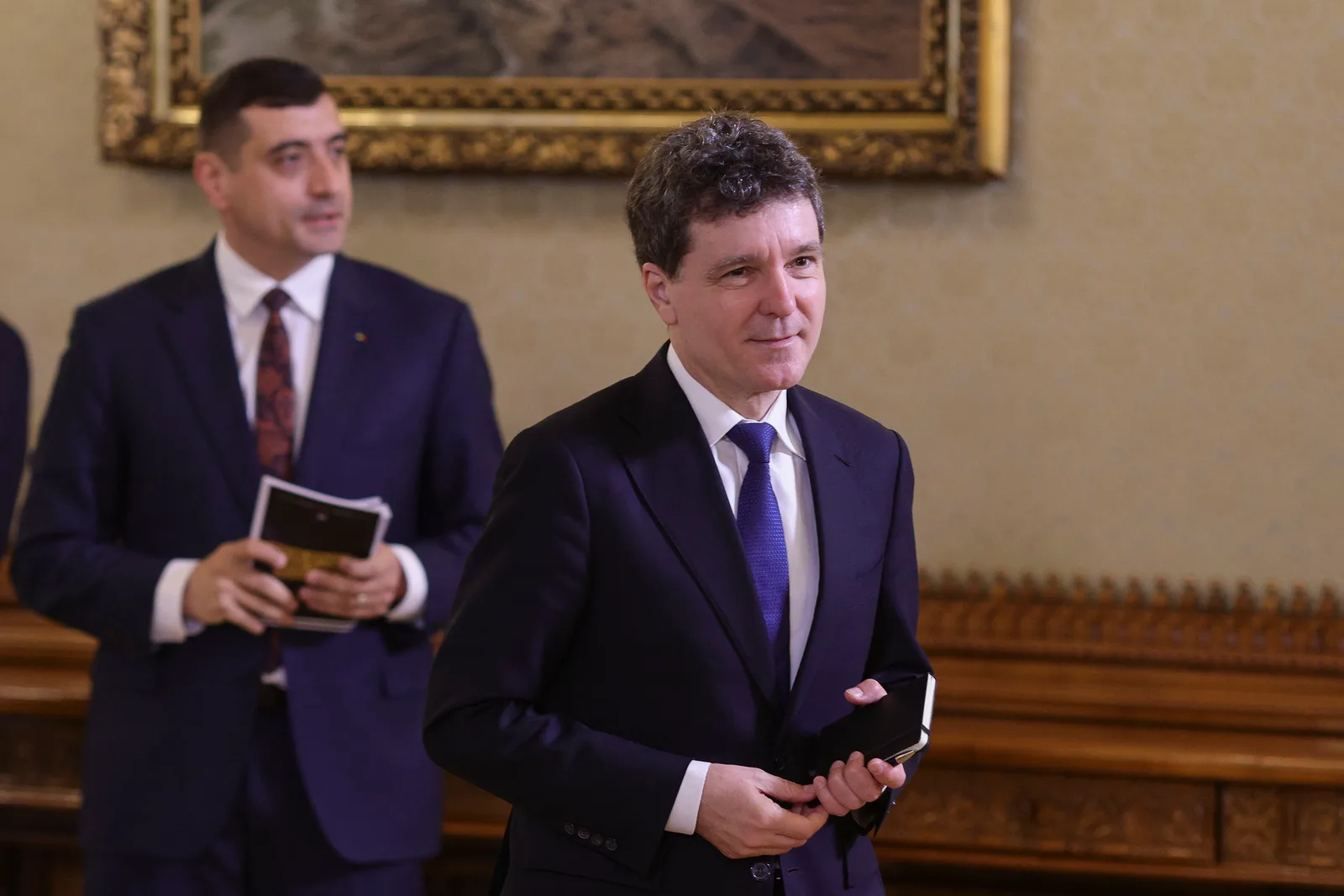 George Simion discută despre tensiunile politice actuale din România.