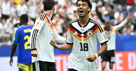 Felix Nmecha sărbătorește un gol marcat în meciul Germania - Curacao.