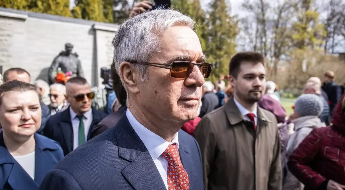 maia sandu, republica moldova, ambasada rusiei - copertă