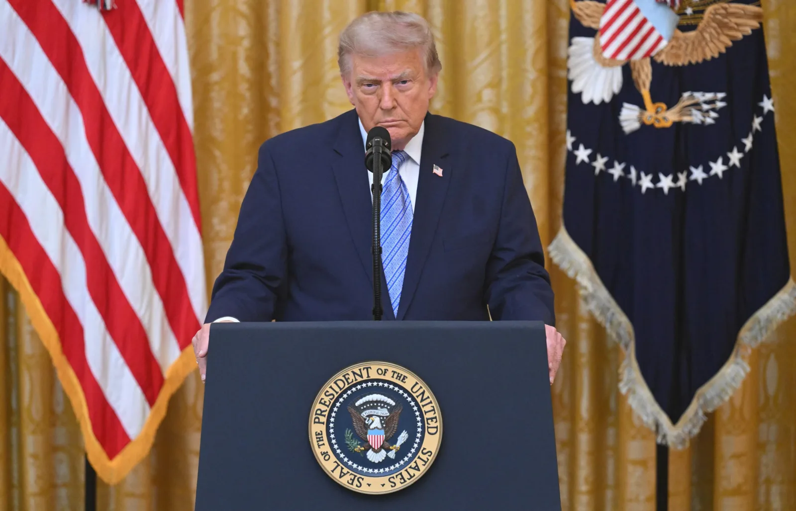Donald Trump susține adoptarea orei de vară permanente în Senatul SUA.