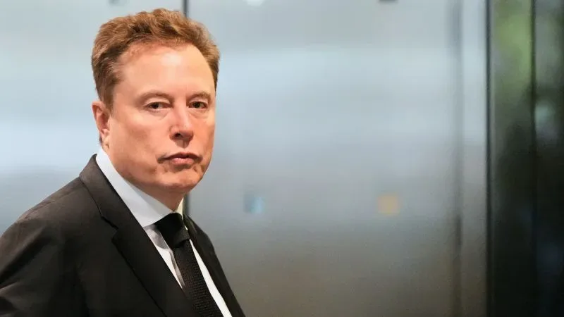 Elon Musk discută despre filmul Odiseea realizat cu inteligență artificială.