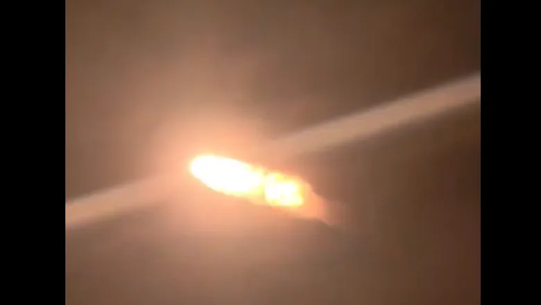 Explozia rachetei Long March 7A la scurt timp după lansare.