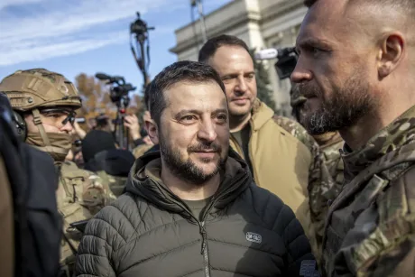 Volodîmîr Zelenski discutând despre atacurile asupra Rusiei.