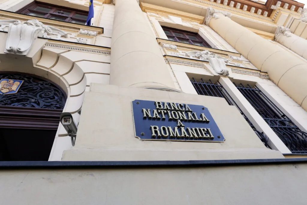 Clădirea Băncii Naționale a României, simbol al politicii monetare.
