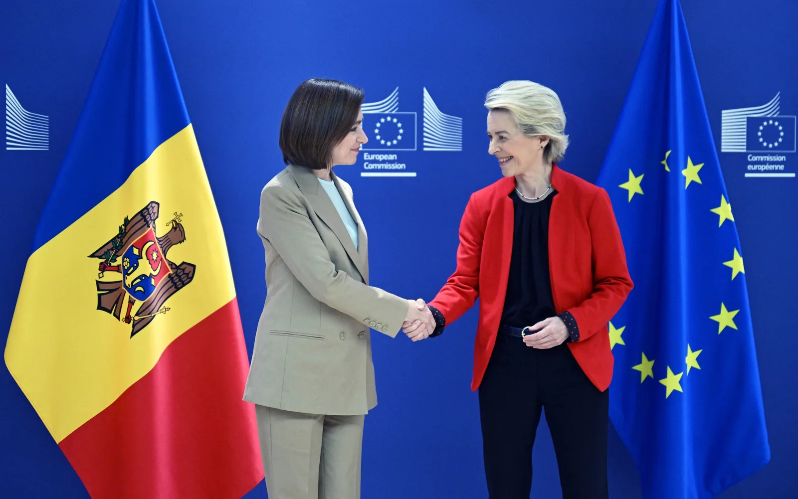 Întâlnire între liderii Uniunii Europene și Republica Moldova pentru sprijinul financiar.