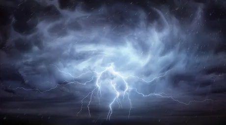 Fenomene meteorologice extreme cu ploi și vijelii în România.
