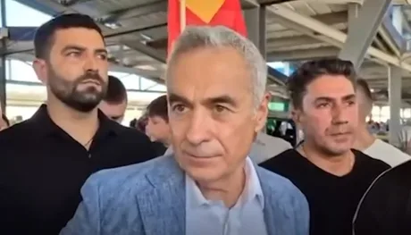 Călin Georgescu discută despre criza alimentară și secetă în Pâncota.