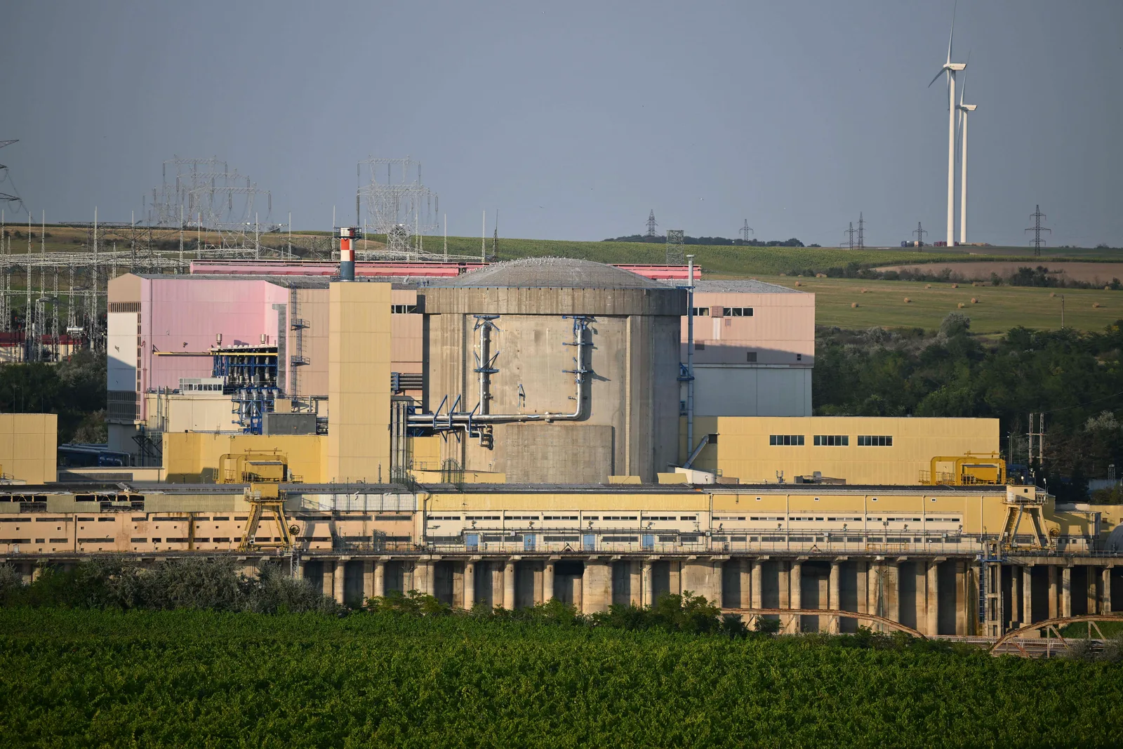 Centrala nucleară Cernavodă 2, un element cheie în sistemul energetic românesc.
