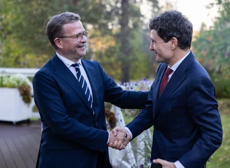 Lideri europeni discutând despre strategia Arctică la Rovaniemi.