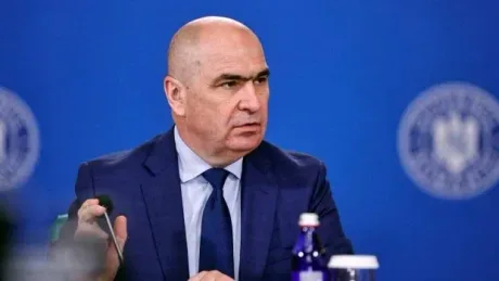 Ilie Bolojan discută strategia PNL la sediul partidului.