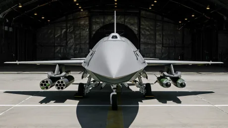 Drona YFQ-44A Fury pregătită pentru integrarea munițiilor aer-sol.