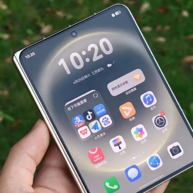 Un smartphone cu ecran plat de 6,39 inci, design modern și margini înguste.