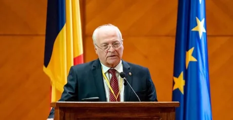 Sorin Muncaciu discutând despre salarizarea personalului medical.