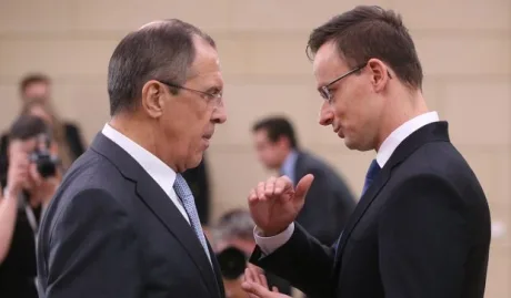 Discuție între oficiali în contextul crizei din Rusia și sancțiunilor UE.