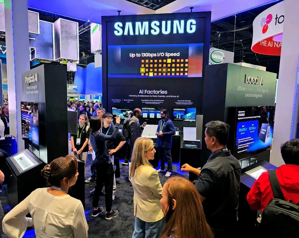 Standul Samsung la conferința NVIDIA GTC 2026, prezentând soluții AI avansate.
