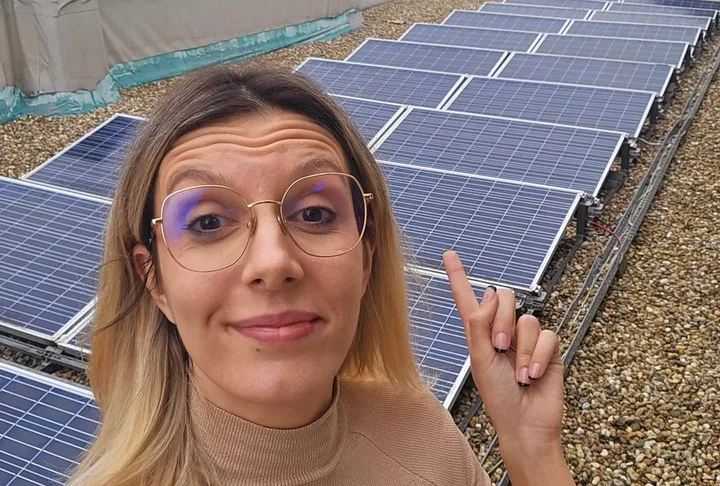 Sistem fotovoltaic repornit pe acoperișul Ministerului Mediului.