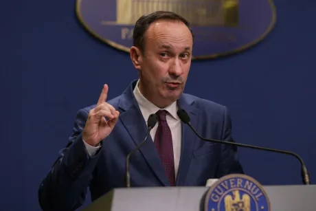 Adrian Câciu discută despre legea salarizării în sectorul public.