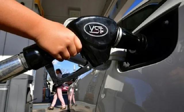 Creșterea prețurilor la carburanți afectează costurile de transport.