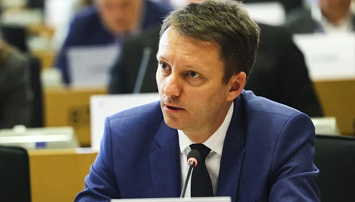 Siegfried Mureșan discută despre importanța finalizării PNRR pentru România.