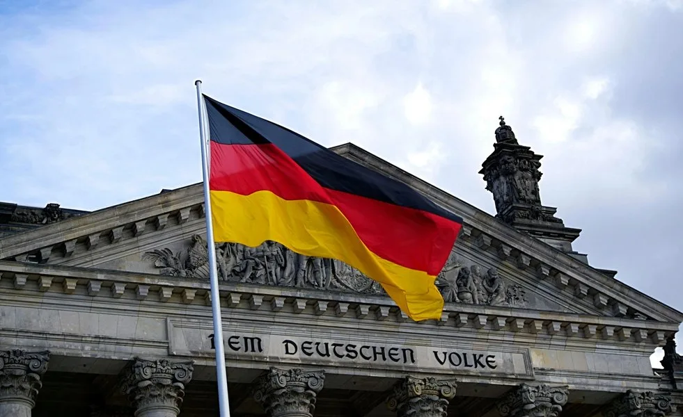 concedieri germania, china, asociatia producatorilor masini - copertă