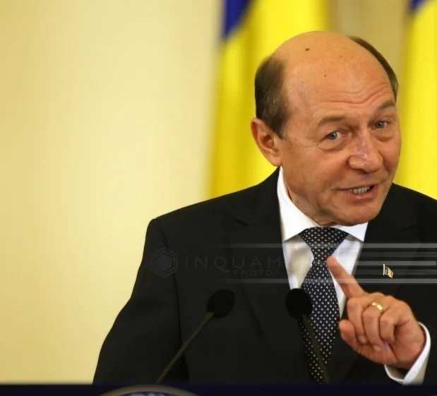 Traian Băsescu discută despre fondurile europene și stabilitatea guvernului.