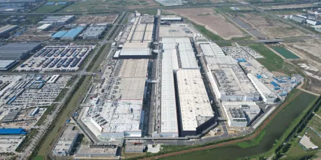 Facilitatea de credit Tesla din China, o investiție majoră în infrastructură.