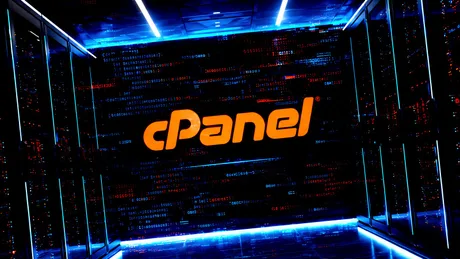 Afișaj digital cu logo cPanel pe un fundal tehnologic.