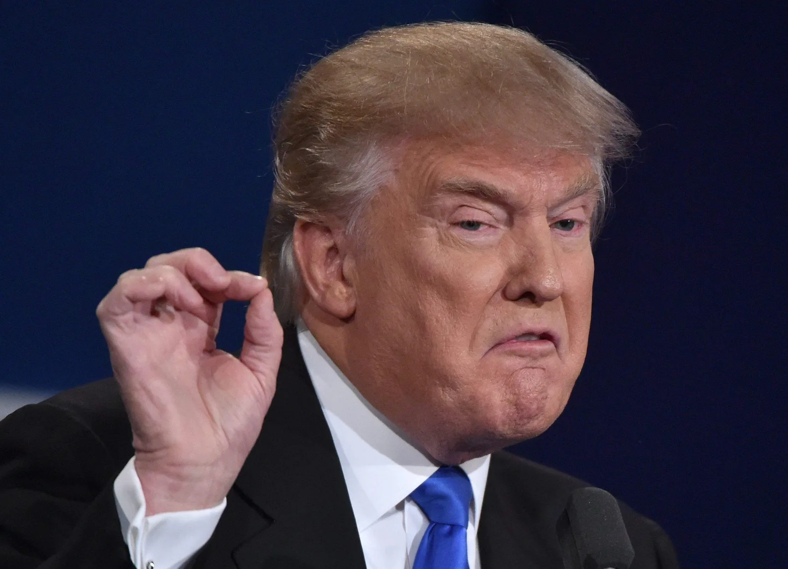 Donald Trump avertizează despre posibile represalii economice pentru Europa.
