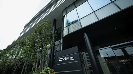 SoftBank investește în centre de date AI cu energie nucleară în Franța.