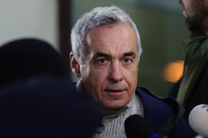Călin Georgescu discută despre aderarea României la euro într-un context politic tensionat.
