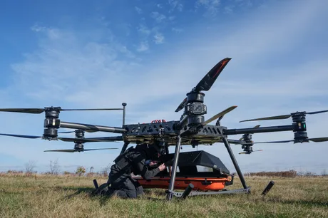 Dronă-ambulanță StarGate pregătită pentru testare pe câmpul de luptă.