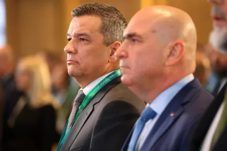 Discuții despre o nouă majoritate parlamentară în România.