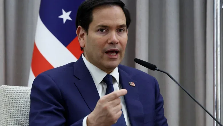 Marco Rubio discutând despre acuzațiile privind spionajul în Cuba.