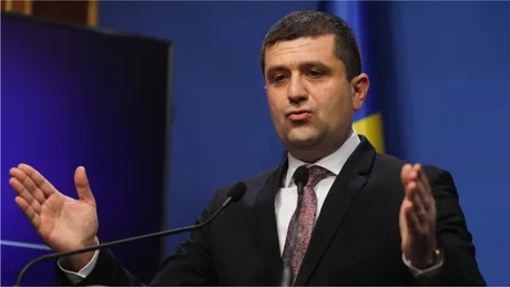 Radu Miruță discută despre campania de informare publică în centrele militare.