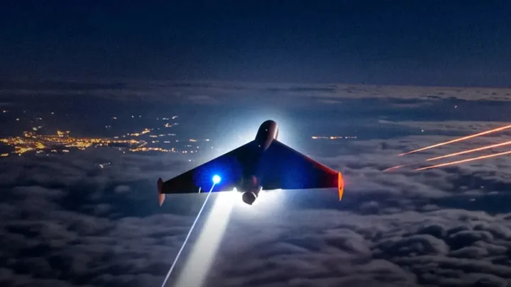 Ucraina își adaptează apărarea aeriană pentru dronele rusești cu reacție - F-16, interceptori dedicați și turele cu AI, dar producția și instruirea rămân blocaje