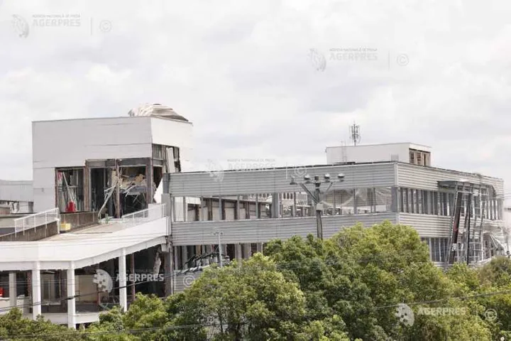 Clădiri avariate după cutremurul devastator din Kyushu, Japonia.