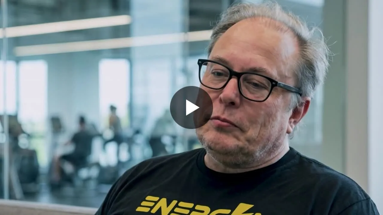 Reclamă satirică despre viitorul muncii și consumul energetic al AI.