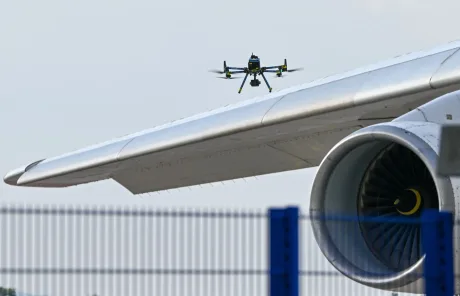 Dronele cu explozibil reprezintă o amenințare serioasă pentru securitatea aeroporturilor.