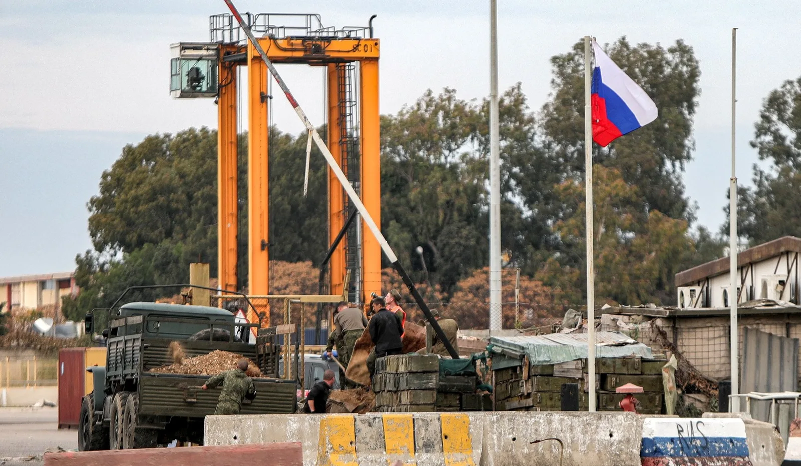 Transformarea bazelor rusești din Siria în centre de antrenament comun.