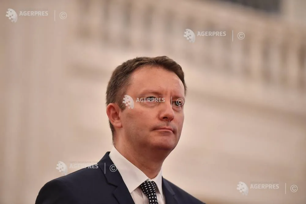 Siegfried Mureșan la declarația de presă, alături de liderii PNL, USR și UDMR.
