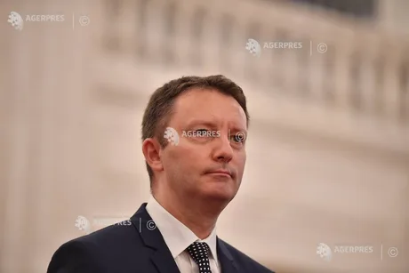 Siegfried Mureșan la declarația de presă, alături de liderii PNL, USR și UDMR.