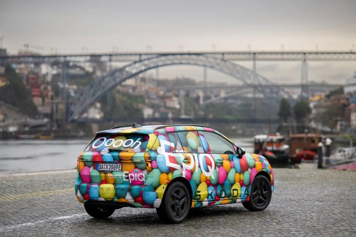 Modelul Skoda Epiq camuflat, pregătit pentru lansare.