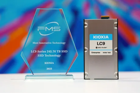 Premiul pentru tehnologie inovatoare oferit Kioxia pentru SSD-uri de mare capacitate.
